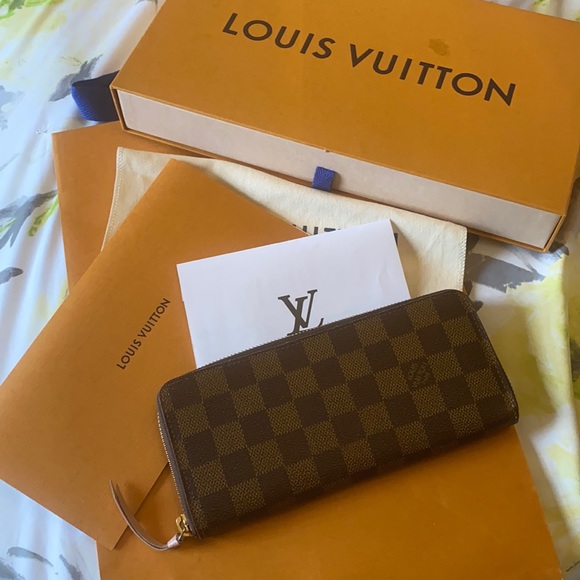 Louis Vuitton Clemence Wallet - Picture 2 of 12